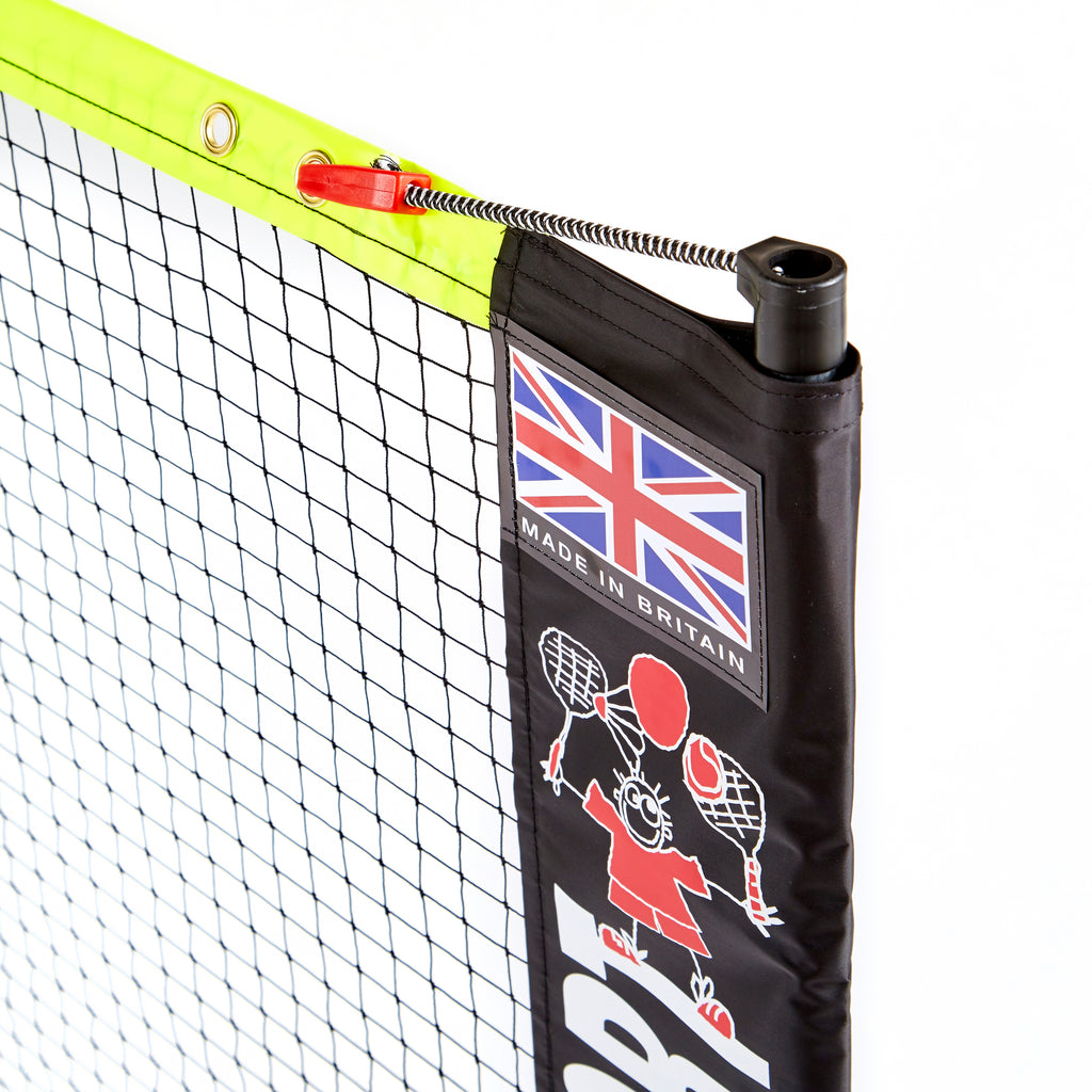 Clip and bungee tensioning system on Zsig's 6m Classic Multisport Net System.
