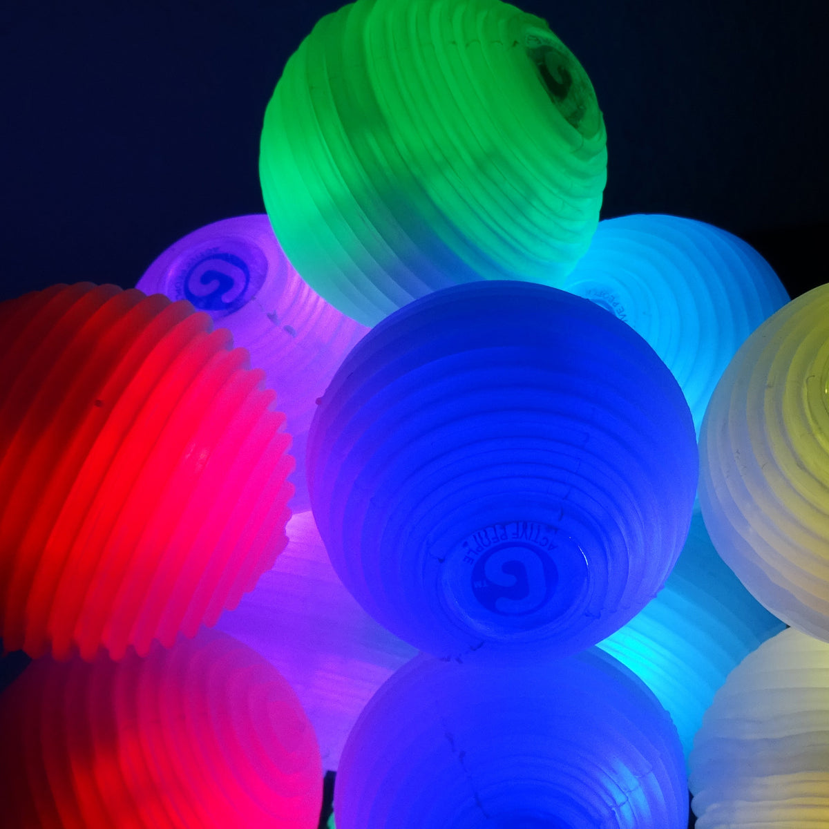 Led Racket Balls LED Juggling Balls | Large – Zsig